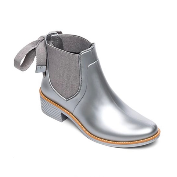 Bernardo Shoes - Bernardo rubber rain boots in pewter